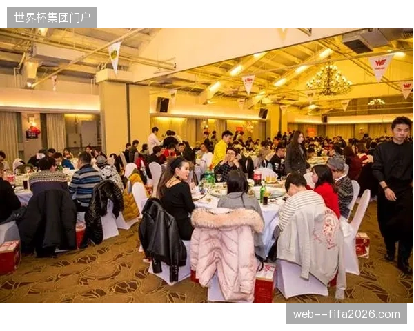 入场核验流程频繁变动,究竟吞噬了多少赛事现场的商业产出? 入场核验流程频繁变动,究竟吞噬了多少赛事现场的商业产出?